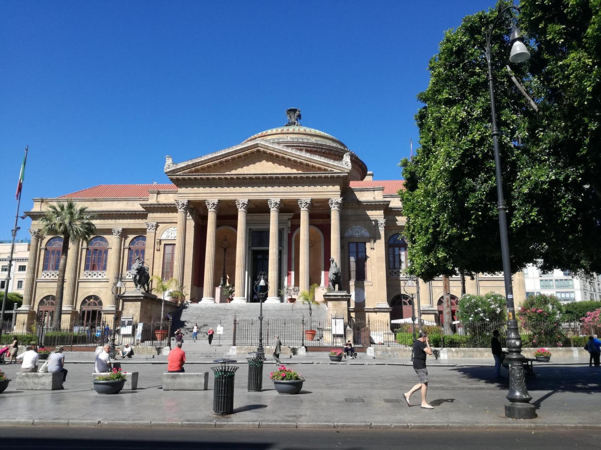 Casa Santoliva In Centro A Palermo Ξενοδοχείο Εξωτερικό φωτογραφία